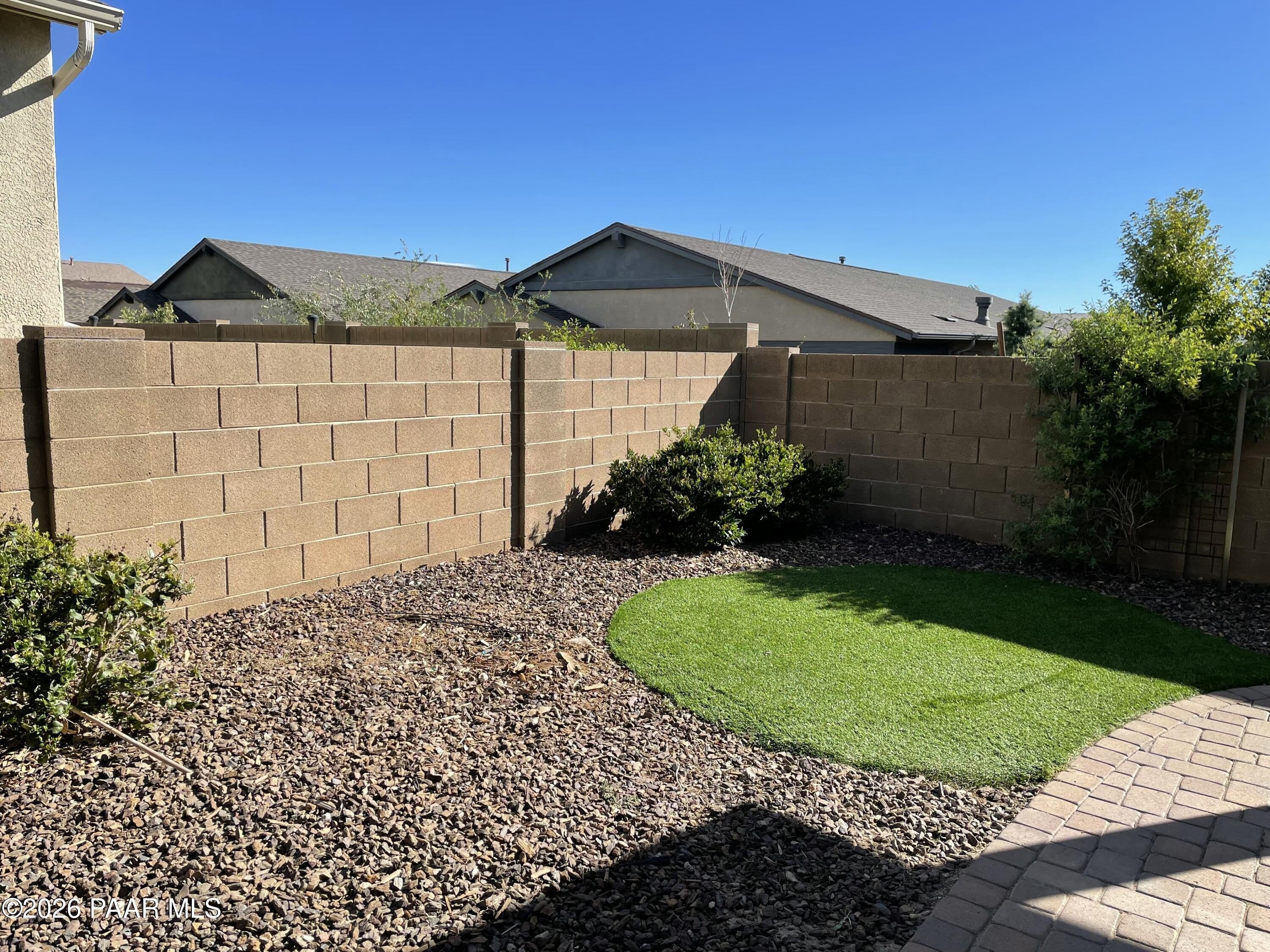1420 Starling Street – photo 2