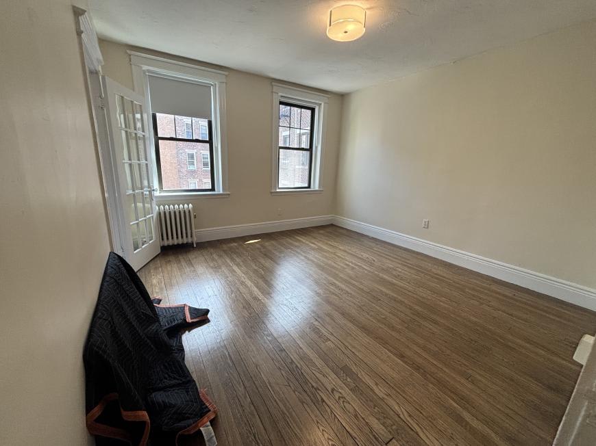 60 Queensberry St – photo 1