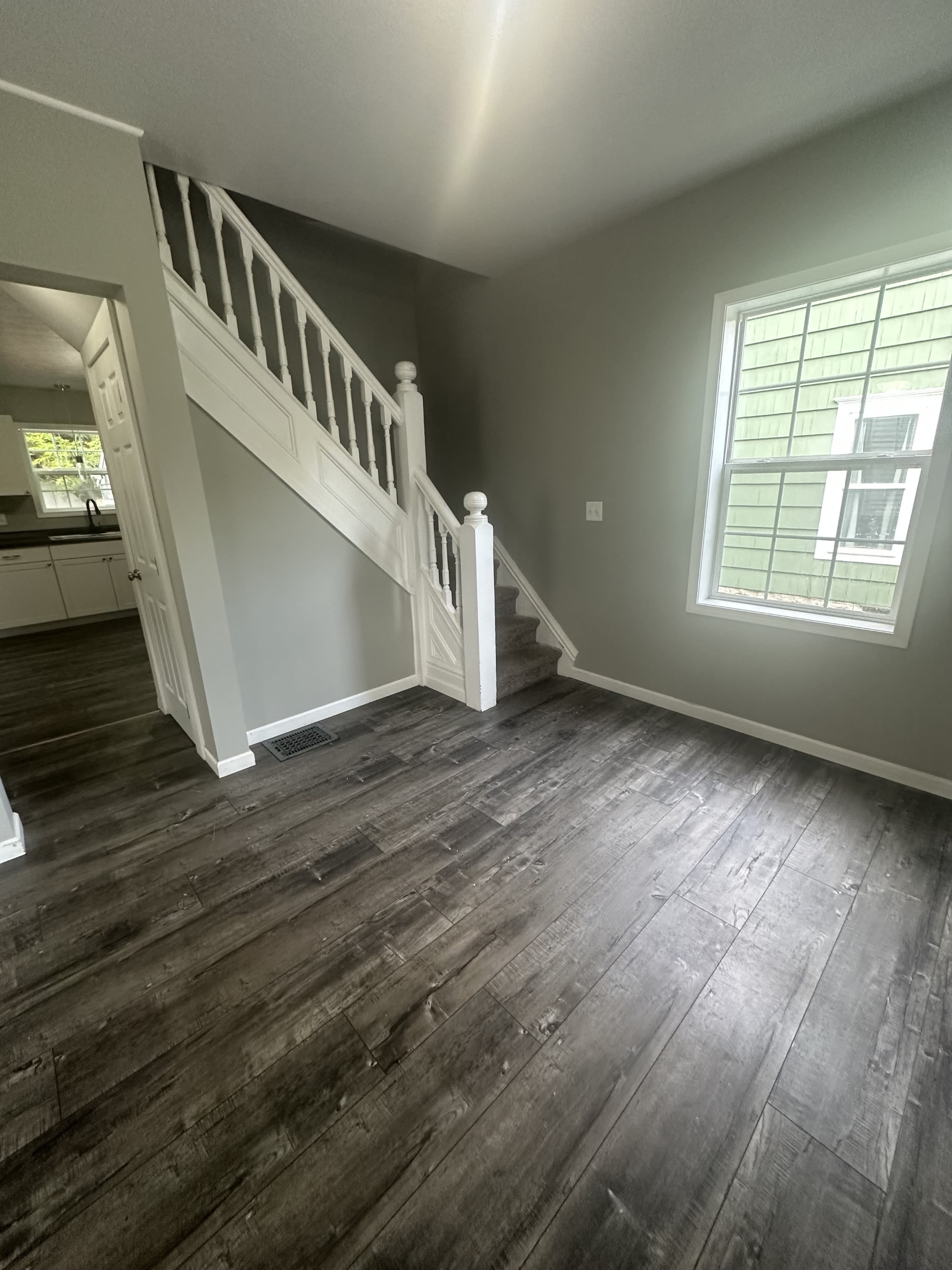 214 St Mary St – photo 2
