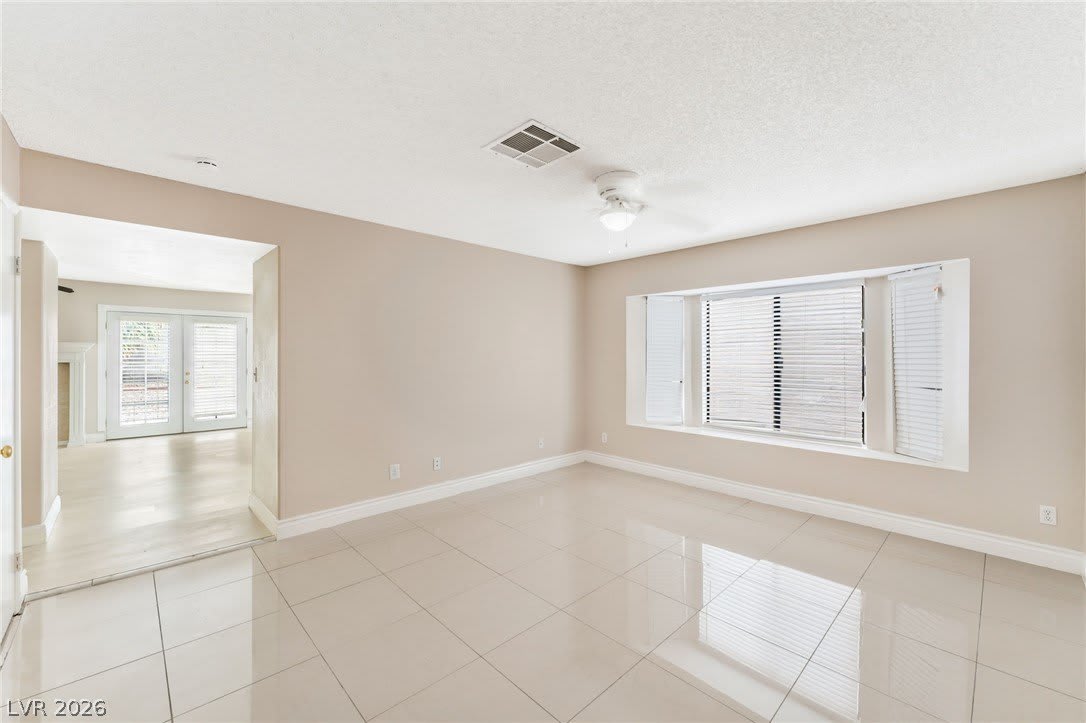 5818 Cinnabar Avenue – photo 3