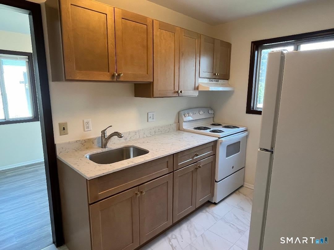 74 Coolidge Avenue – photo 5