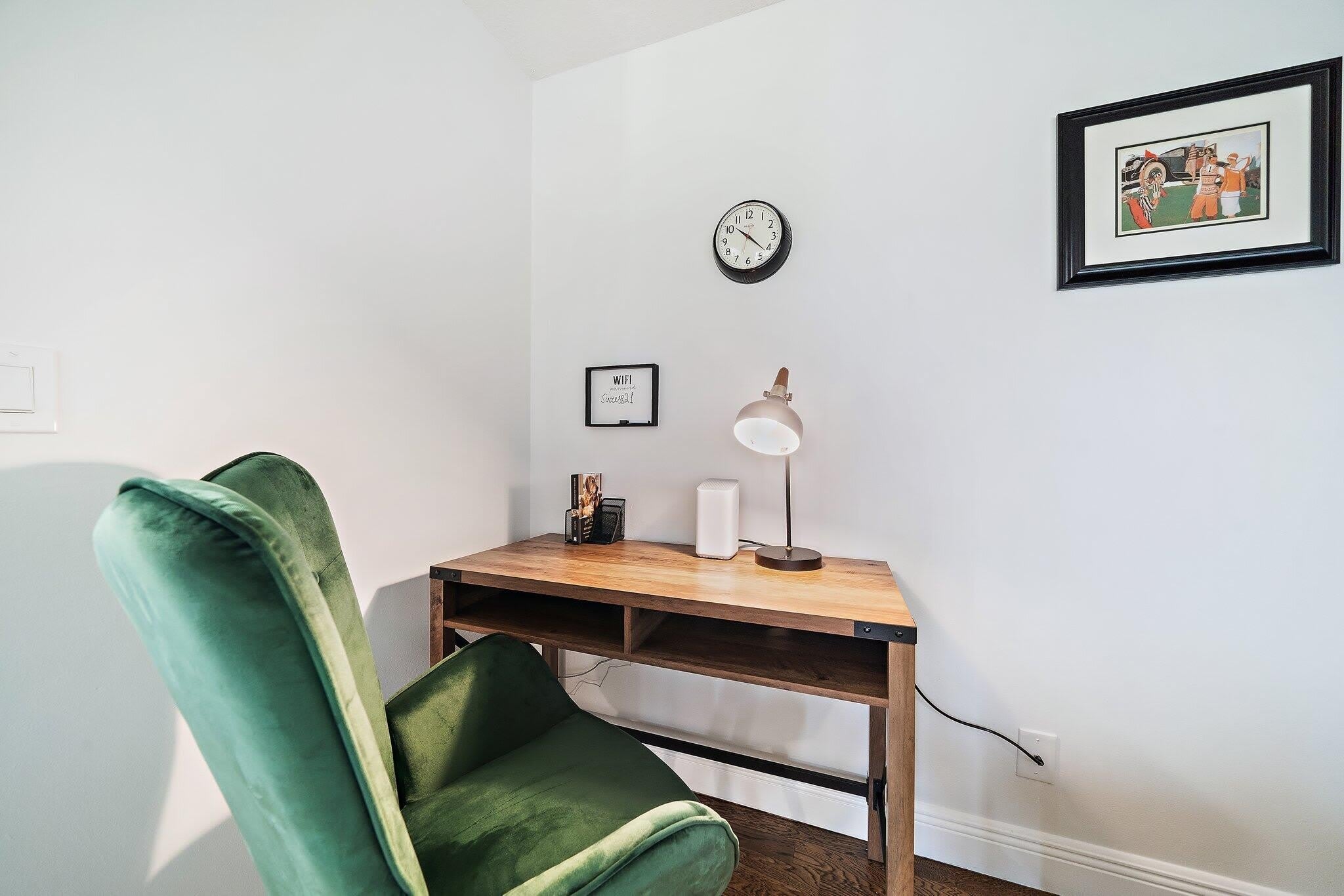 1342 Essex Drive – photo 5