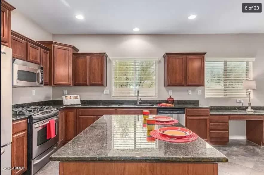 28518 N 26Th Dr – photo 2