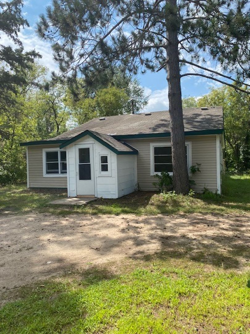 3 Bedroom 1 Bathroom Single Family Home in Brainerd, MN – photo 1