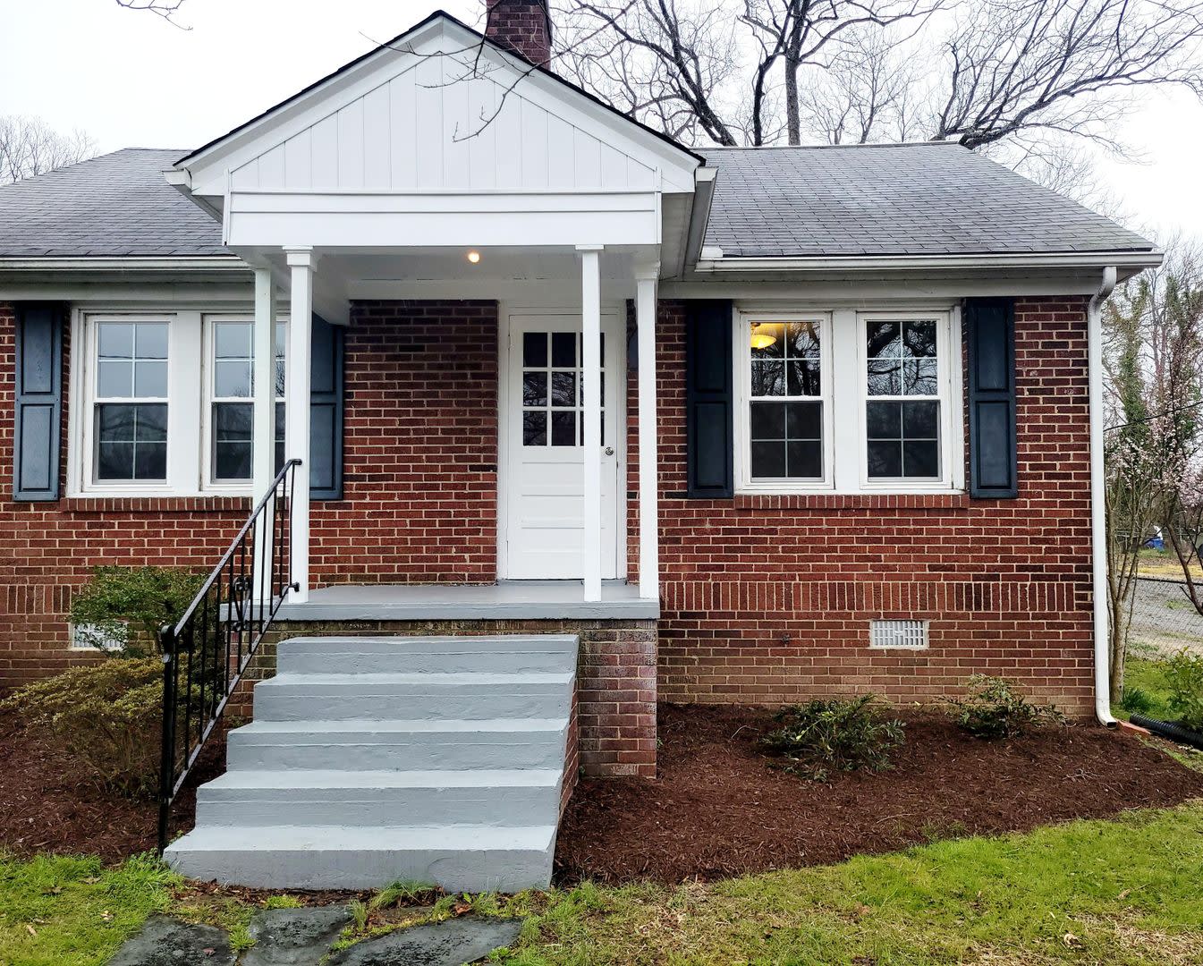 Great 2 Bed 1 Bath In Burlington – photo 2