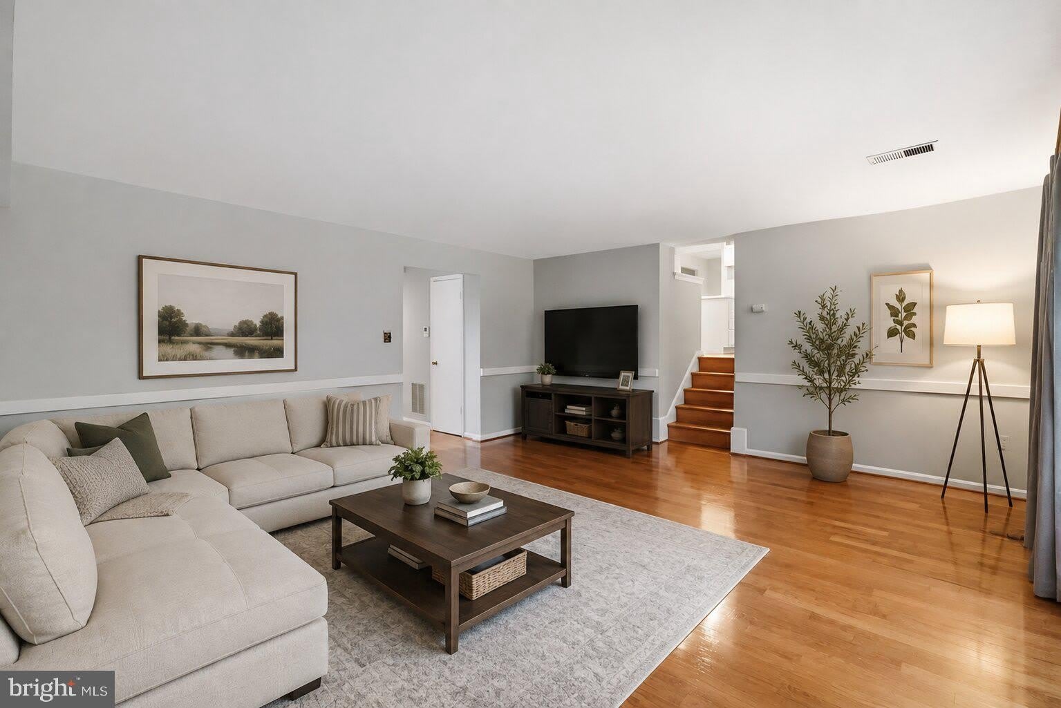 809 WOODLEY Drive – photo 3