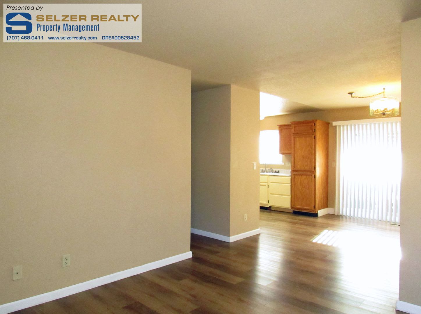 Cozy 3 bd. home on a conveniently located corner lot! – photo 3