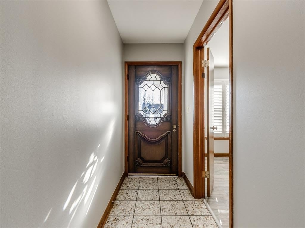 421 Foreman Avenue – photo 2