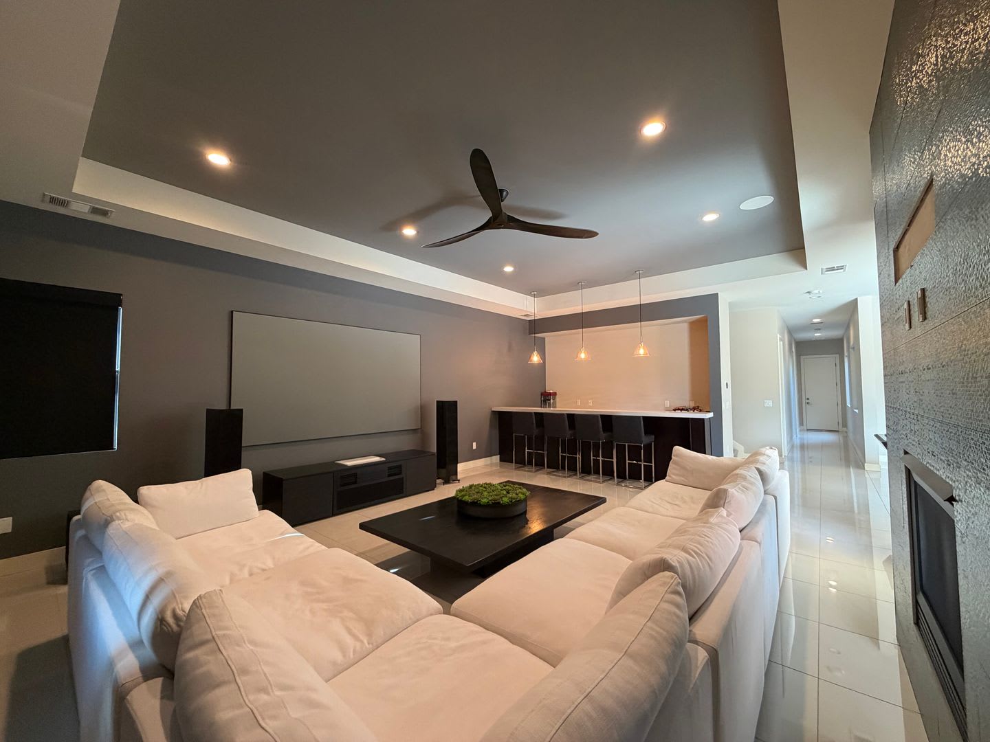4 Bed, 4.5 Bath Summerlin Home in The Ridges with Resort-Style Backyard – photo 5