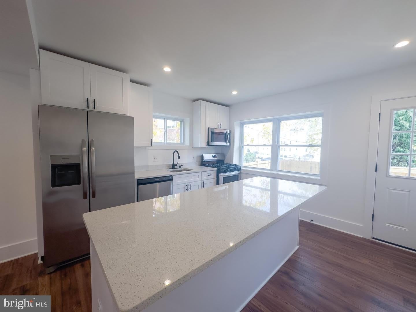 3326 12TH ST SE – photo 4
