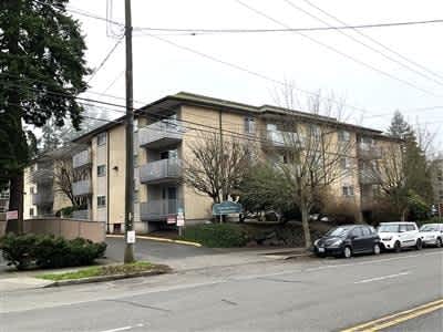 Emerald Place Apartments – photo 4