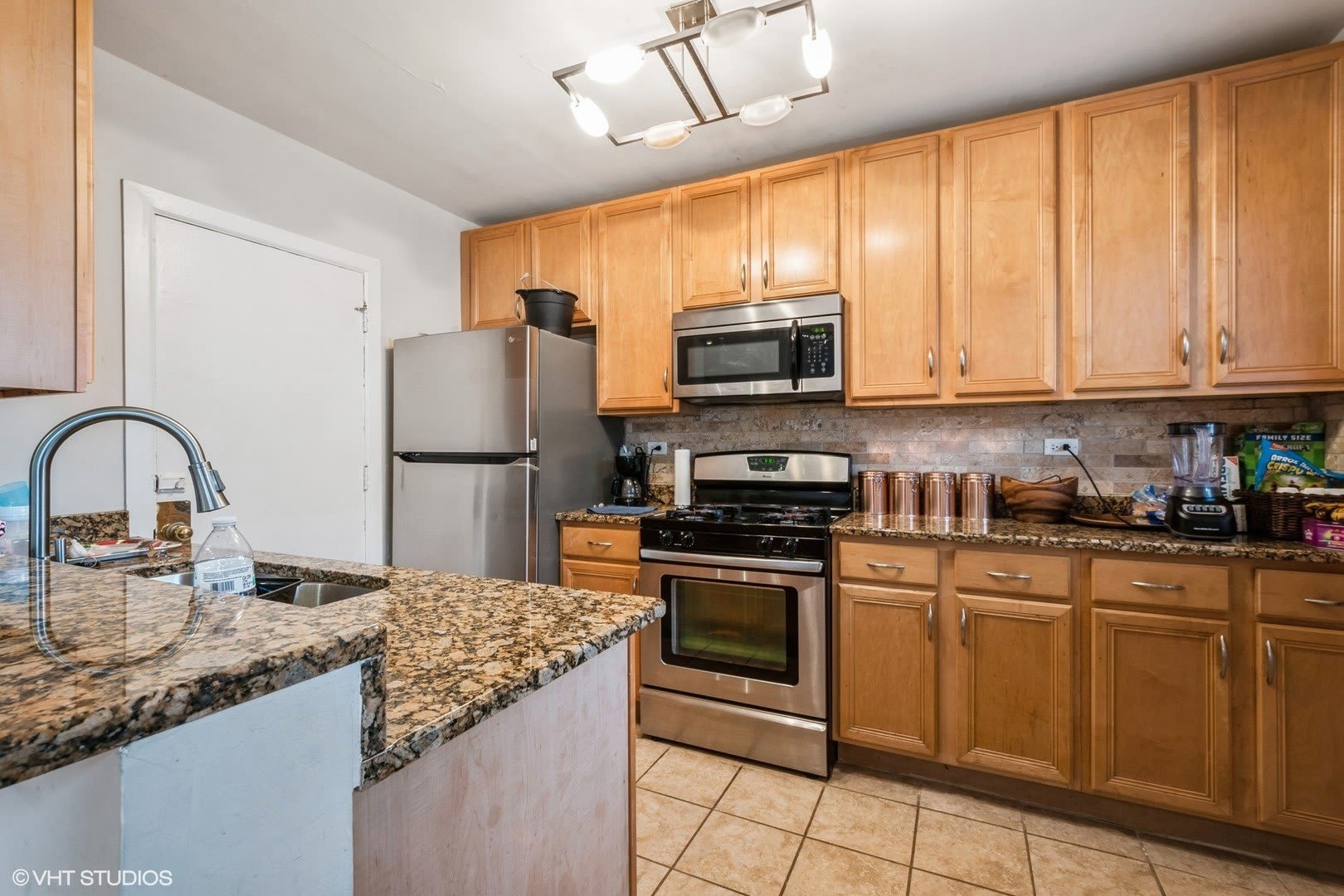 1224 W Chase Avenue – photo 4