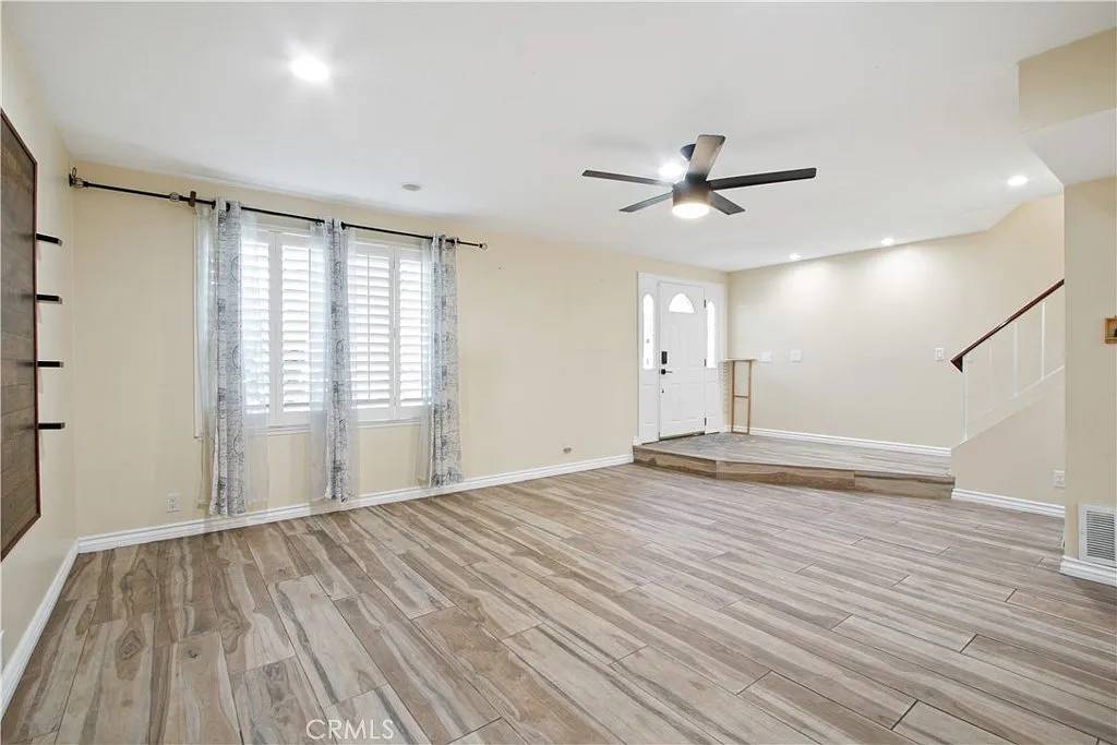 4164 Elizabeth Ct – photo 3