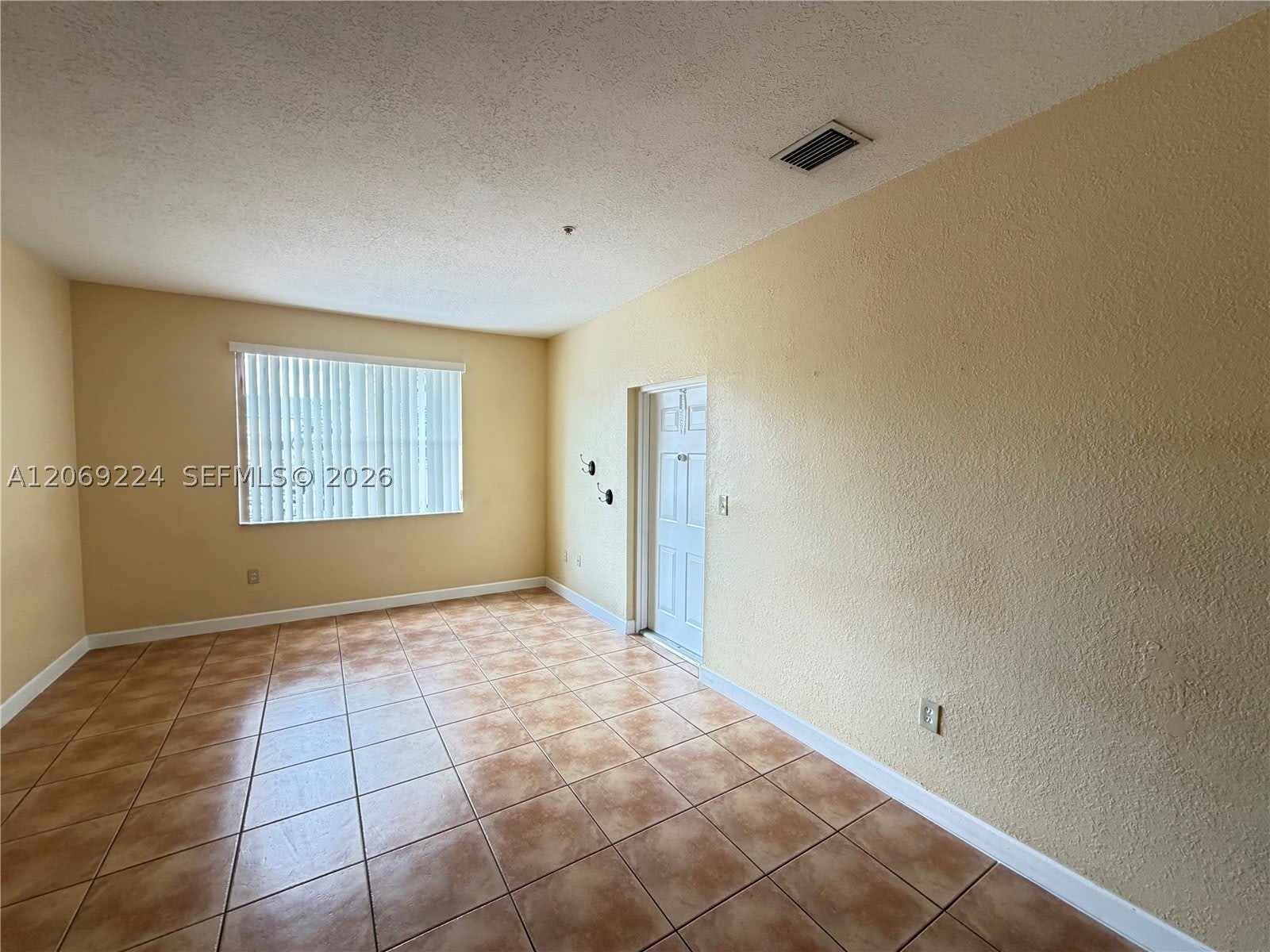 7250 Nw 177Th St – photo 3