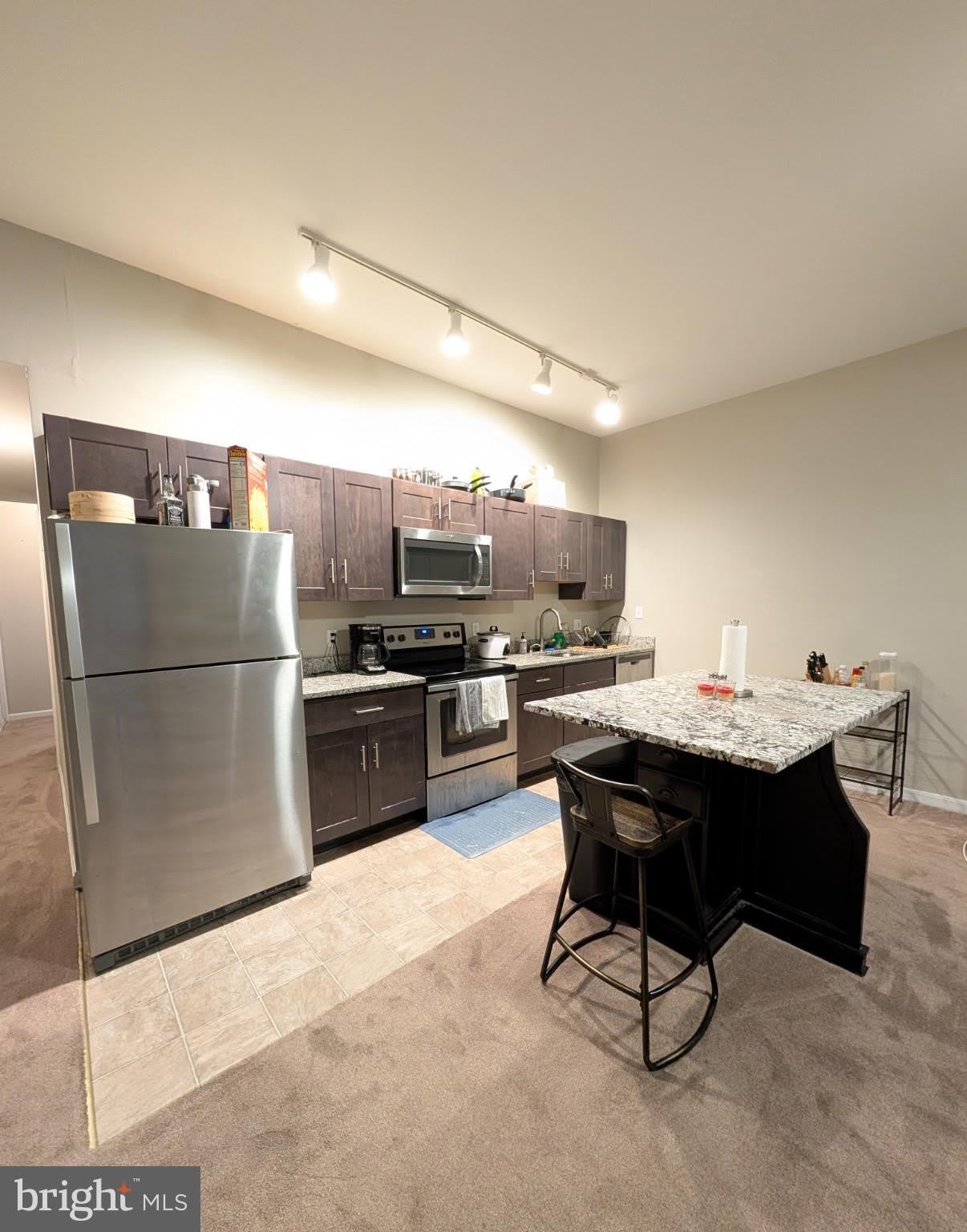 2128 FLEET Street – photo 2