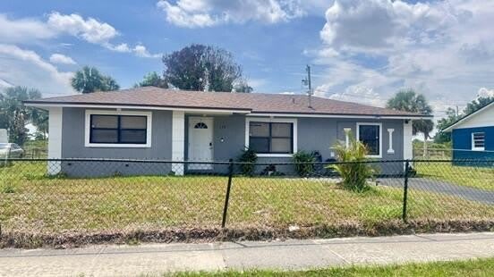 113 Hilton Drive – photo 1