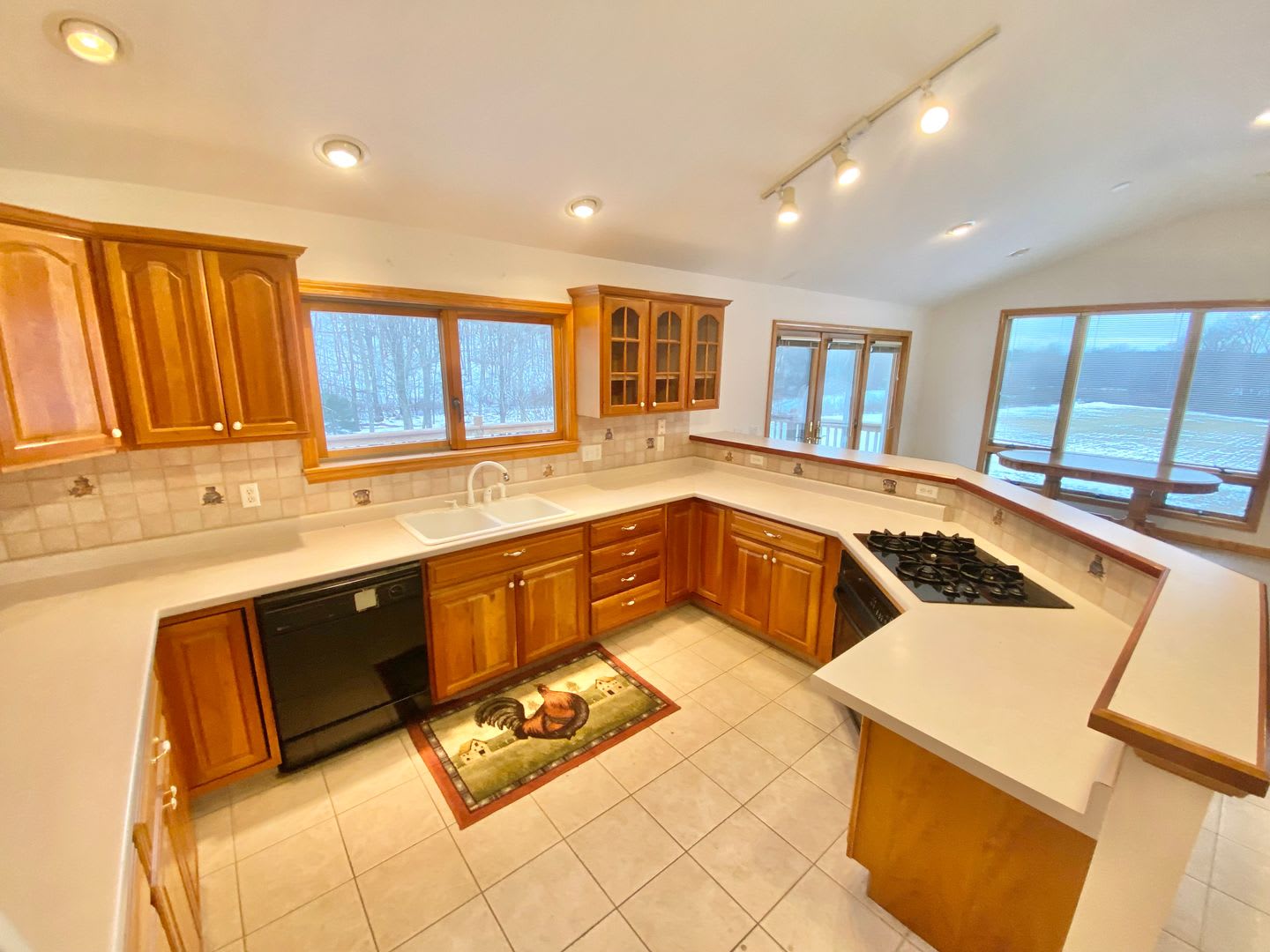 2 Bedroom 2 Bathroom House Williston VT Available November 1st – photo 1