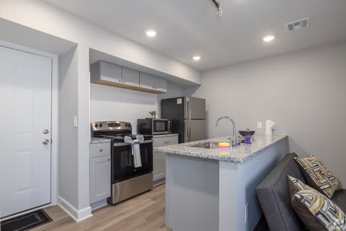 1802 South Pine Street – photo 2