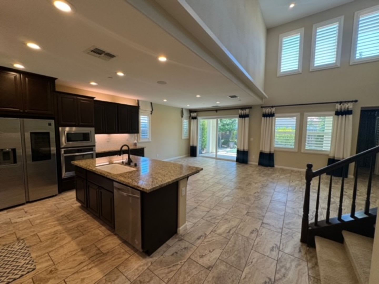 Upgraded Beauty in Whitney Ranch – photo 4