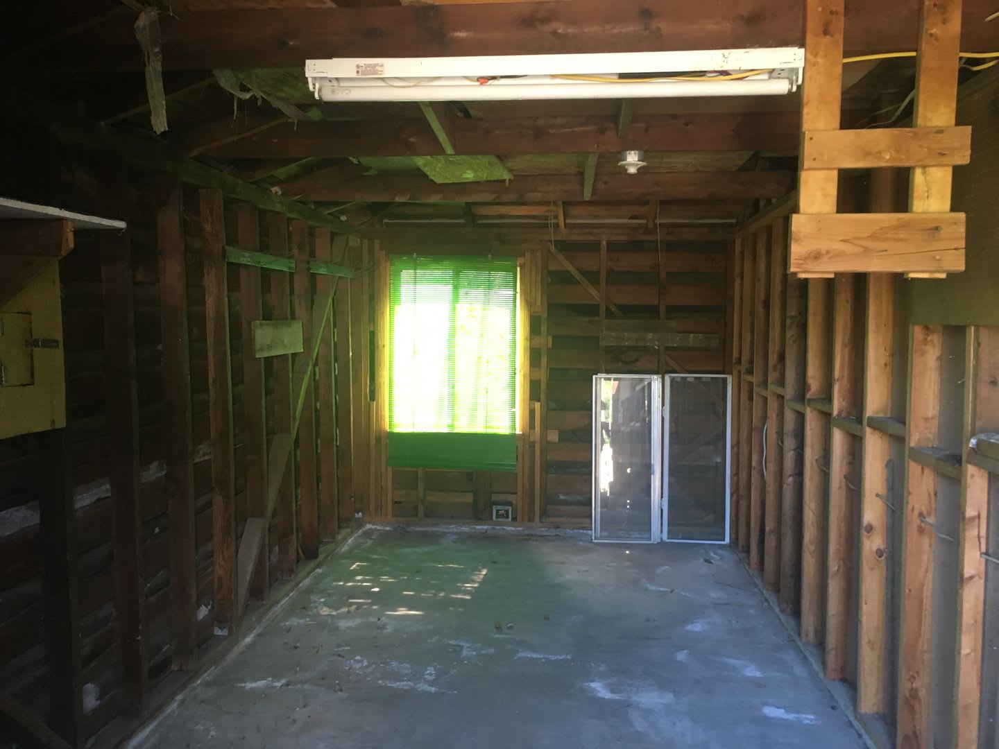2 Bedroom, 1 Bathroom Roseville Cottage for Lease. – photo 2