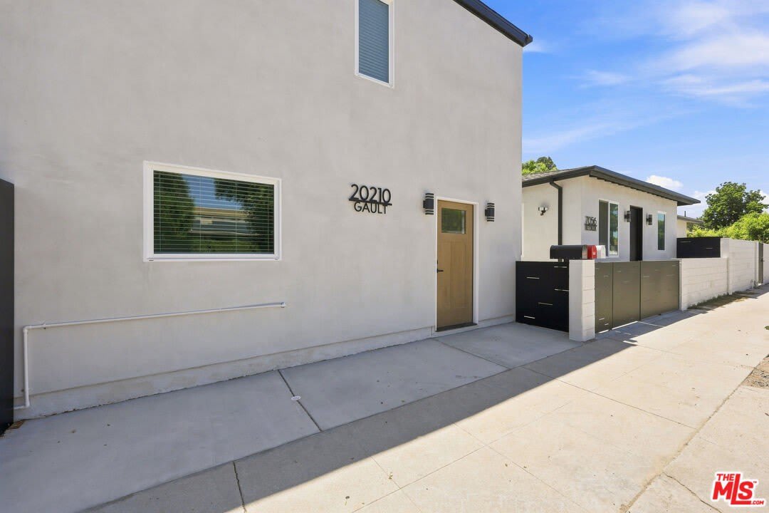 20212 W Gault St – photo 2
