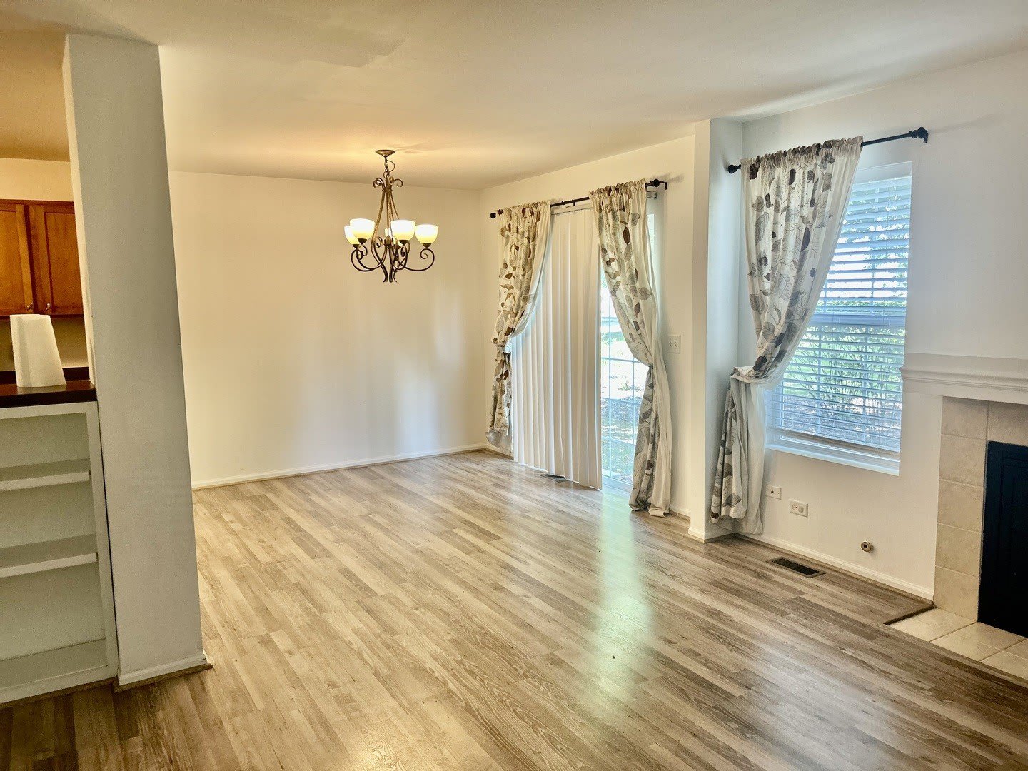 2375 Stoughton Circle – photo 4