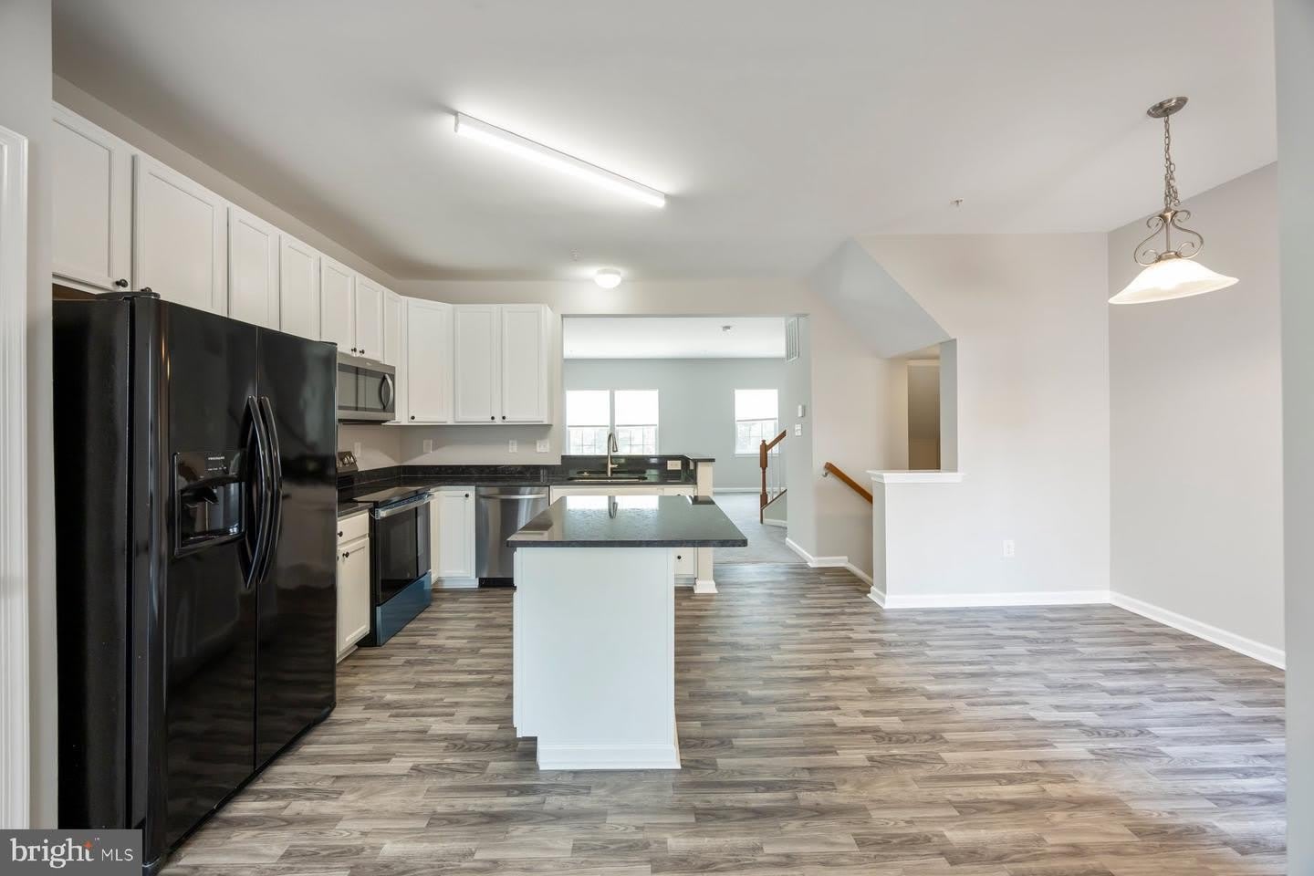947 CHASE WALK – photo 5