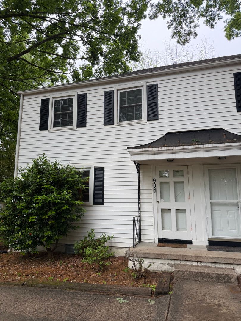 2 Bedroom Condo on St. Mary's St. – photo 1