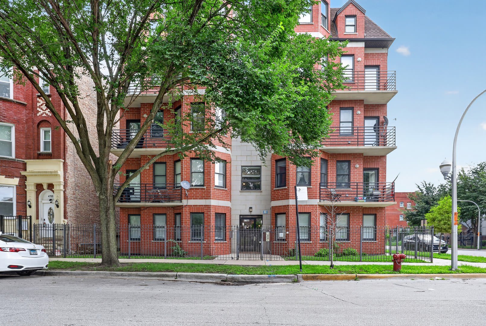 4755 S St Lawrence Avenue – photo 3