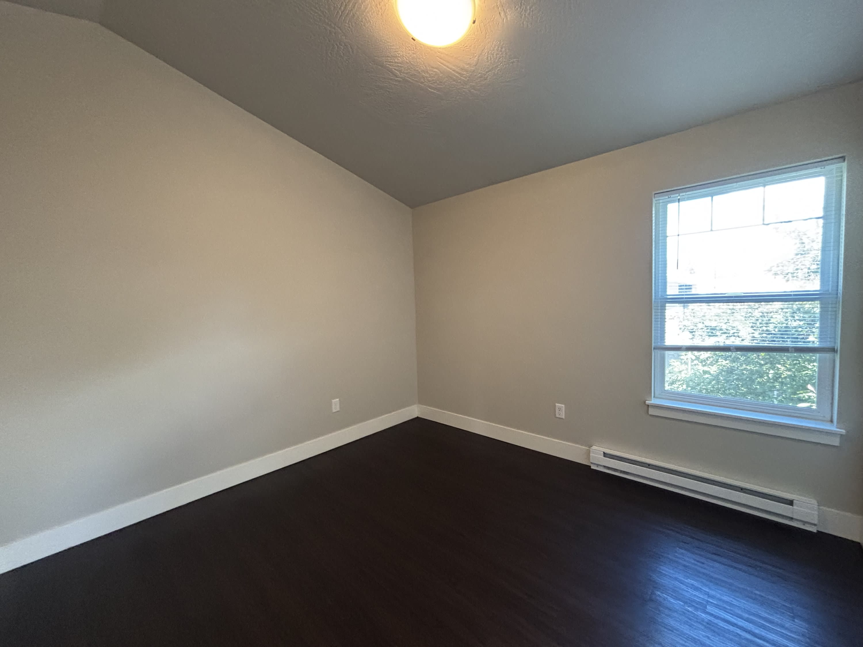 1745 S. 3rd St. W.Apt. 102 – photo 5