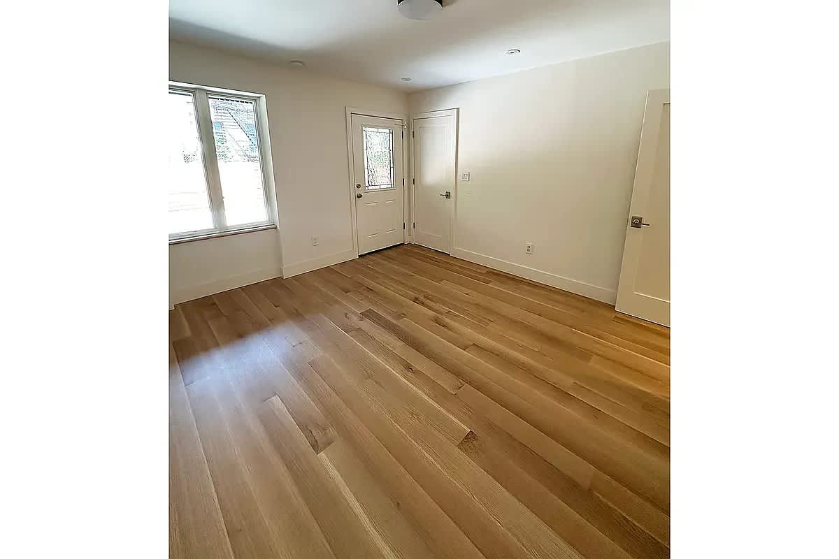 217 Lexington Avenue – photo 4
