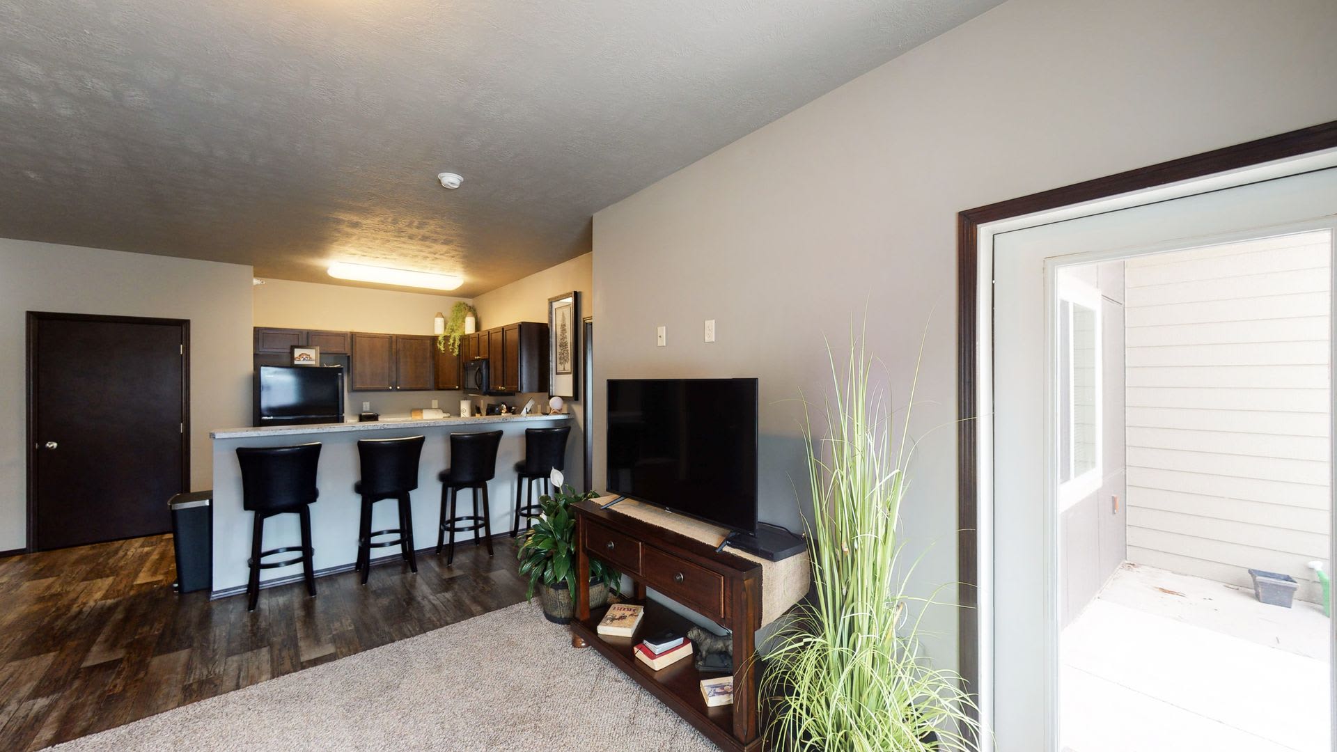 Prairie Trail Village Apartments & Townhomes – photo 2