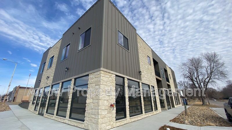 102 Locust Street – photo 1