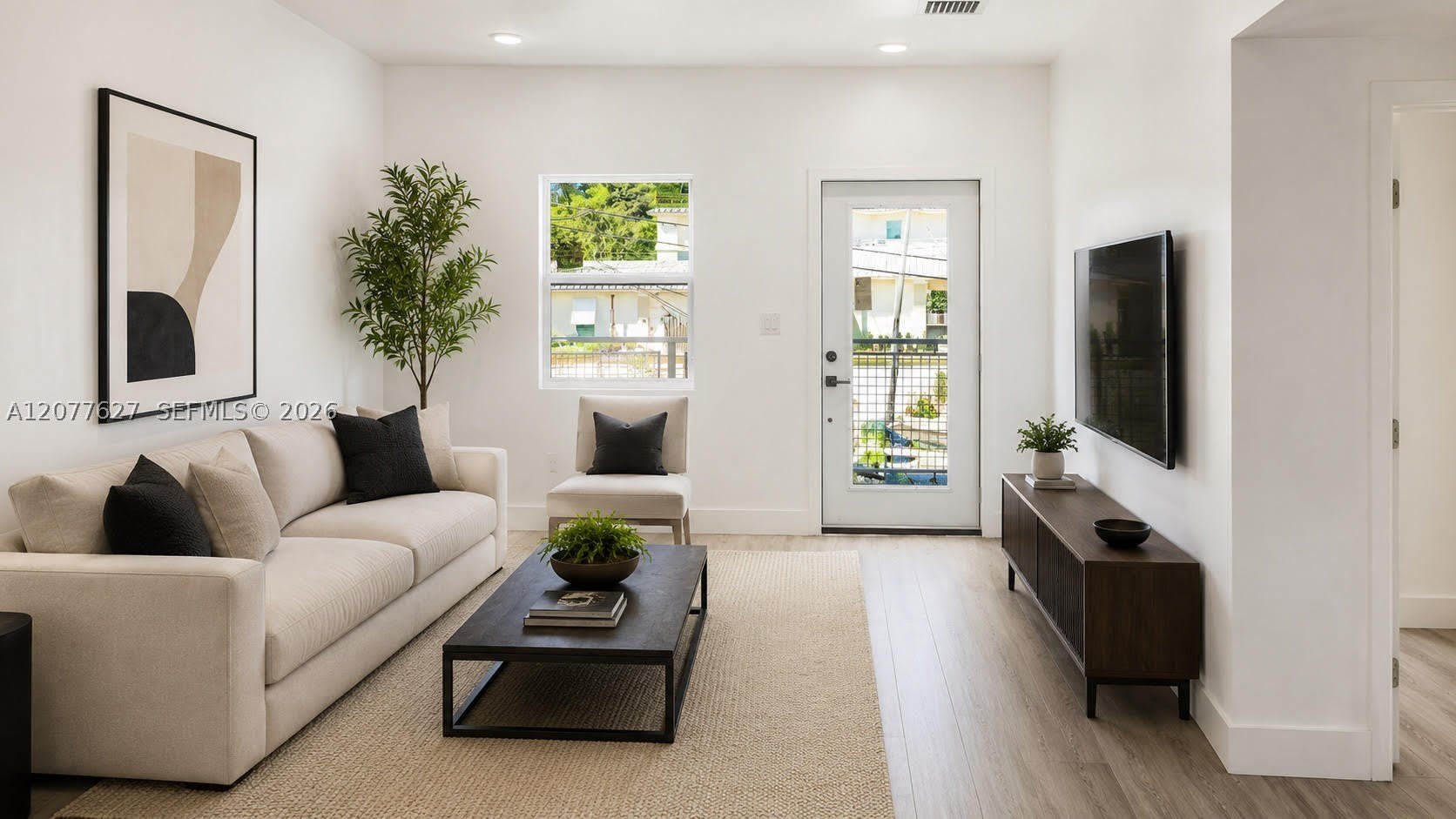 526 NW 6th St – photo 5