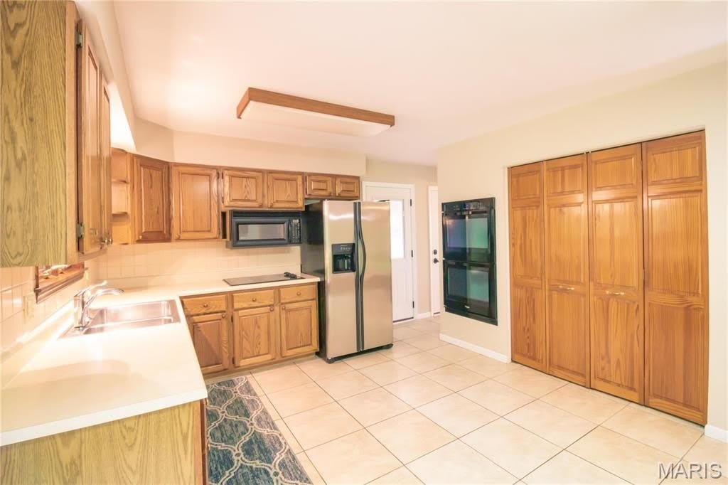 395 Statesman Court – photo 5