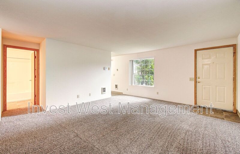 1861 KINGSLEY ROAD – photo 2