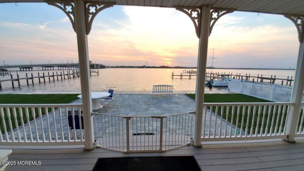 1118 Barnegat Lane – photo 2