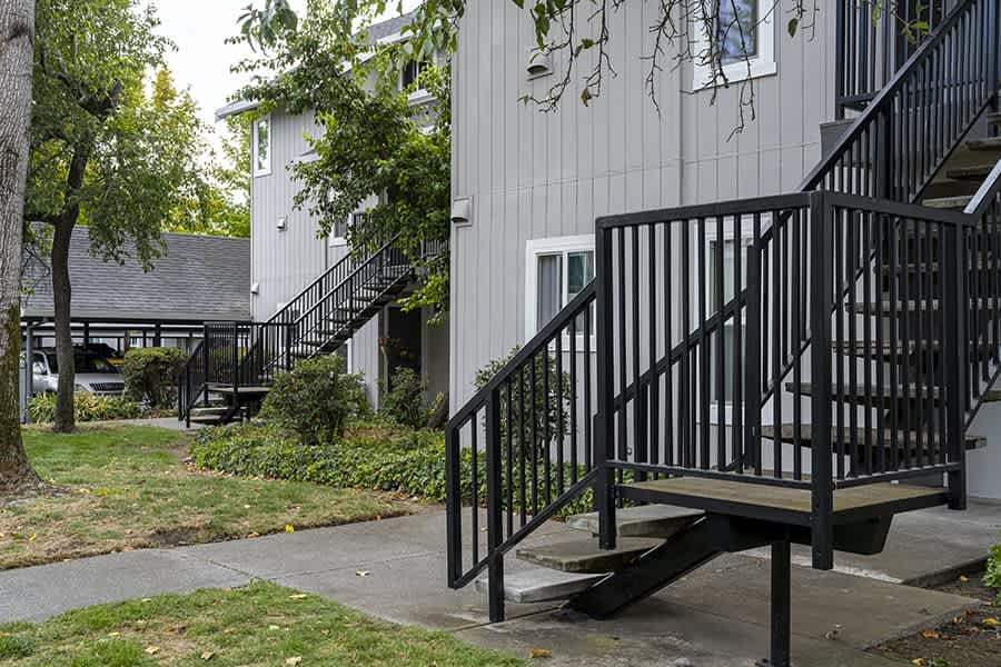 Americana Apartments – photo 4