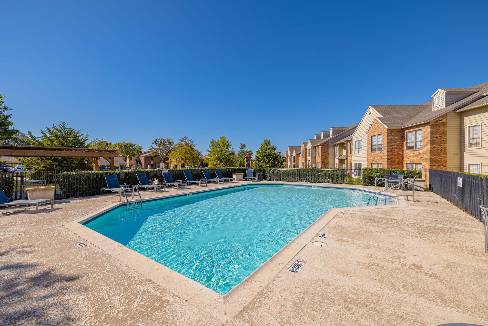 Arlington Hills – photo 3