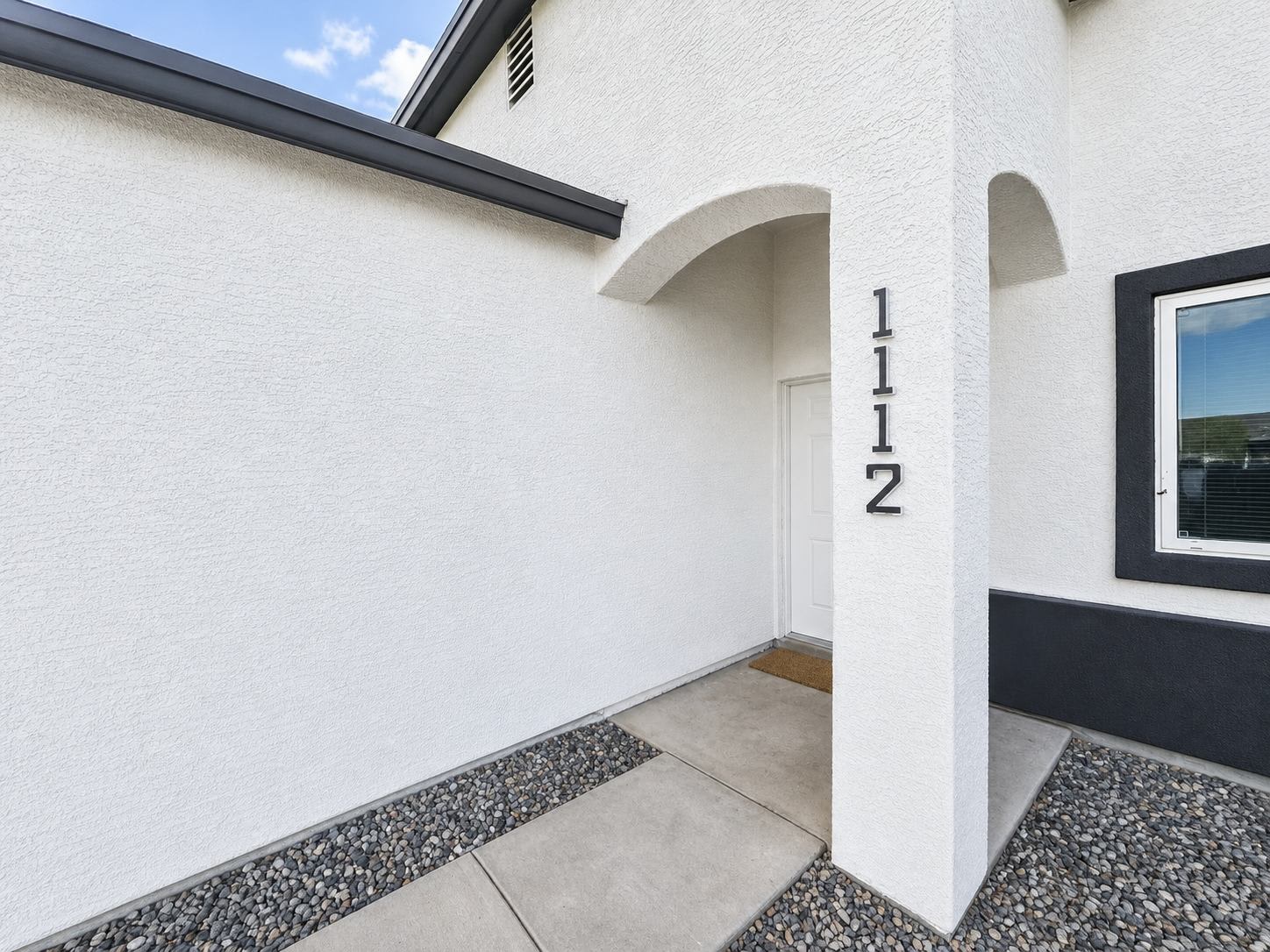 1112 East 4th Street – photo 2