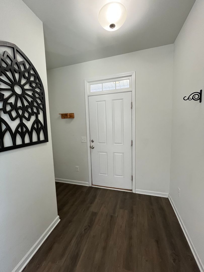 Beautiful 4-Bedroom Home in Leland! – photo 2