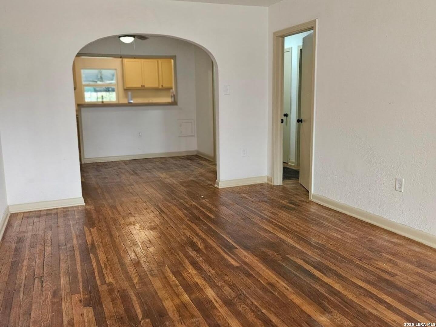 335 Baker – photo 2