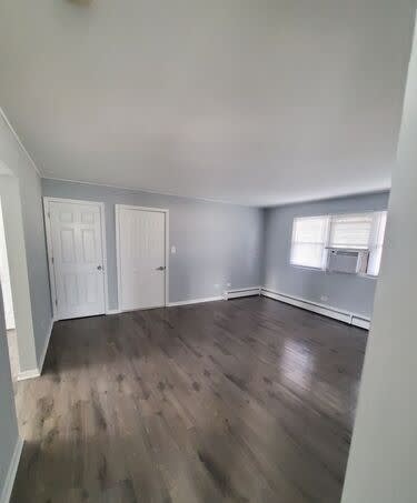 1026 E Division St – photo 3