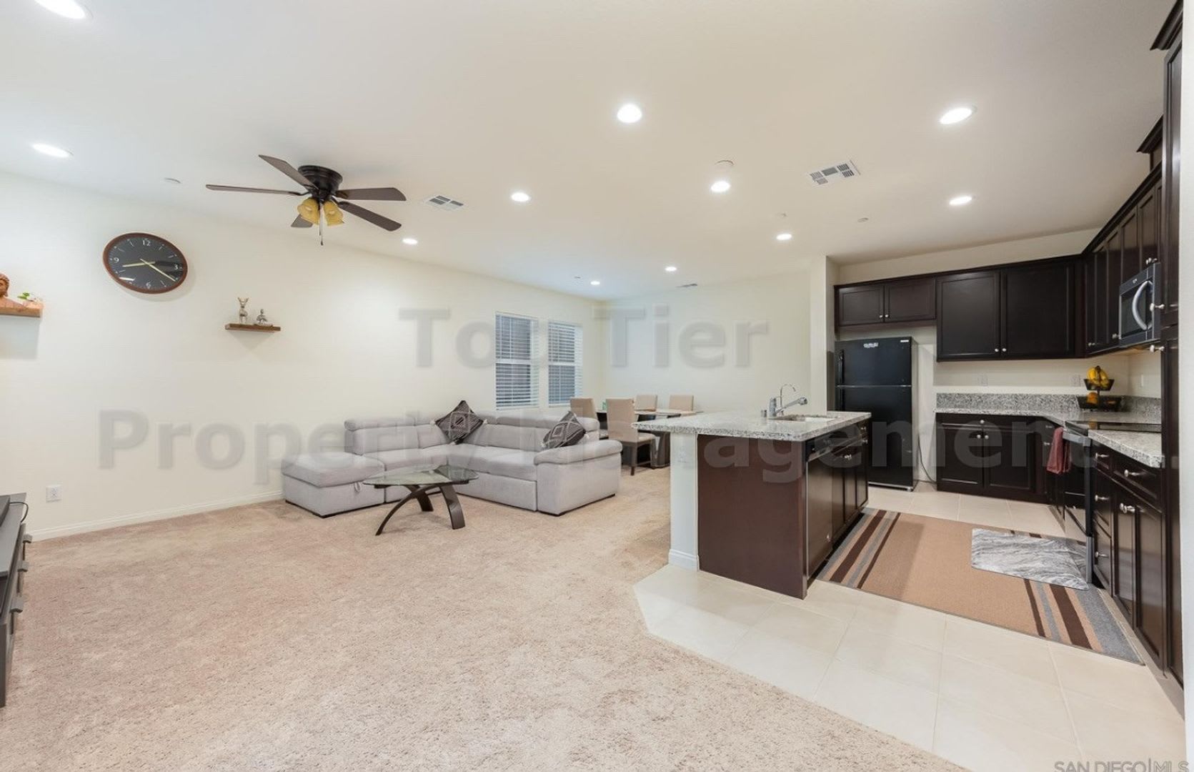 Beautiful 3 Bed 2.5 Bath Corner Lot Energy Efficient home Newly built in 2023 – photo 4
