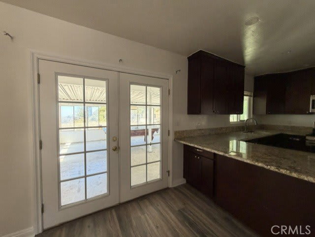 10459 Haines Canyon Avenue – photo 4
