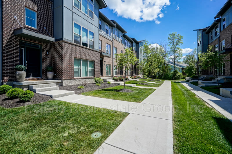8239 Bostic Dr – photo 2