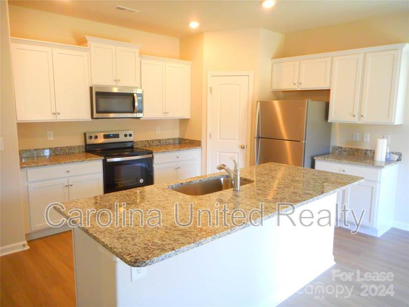 2329 Transatlantic Ave – photo 3
