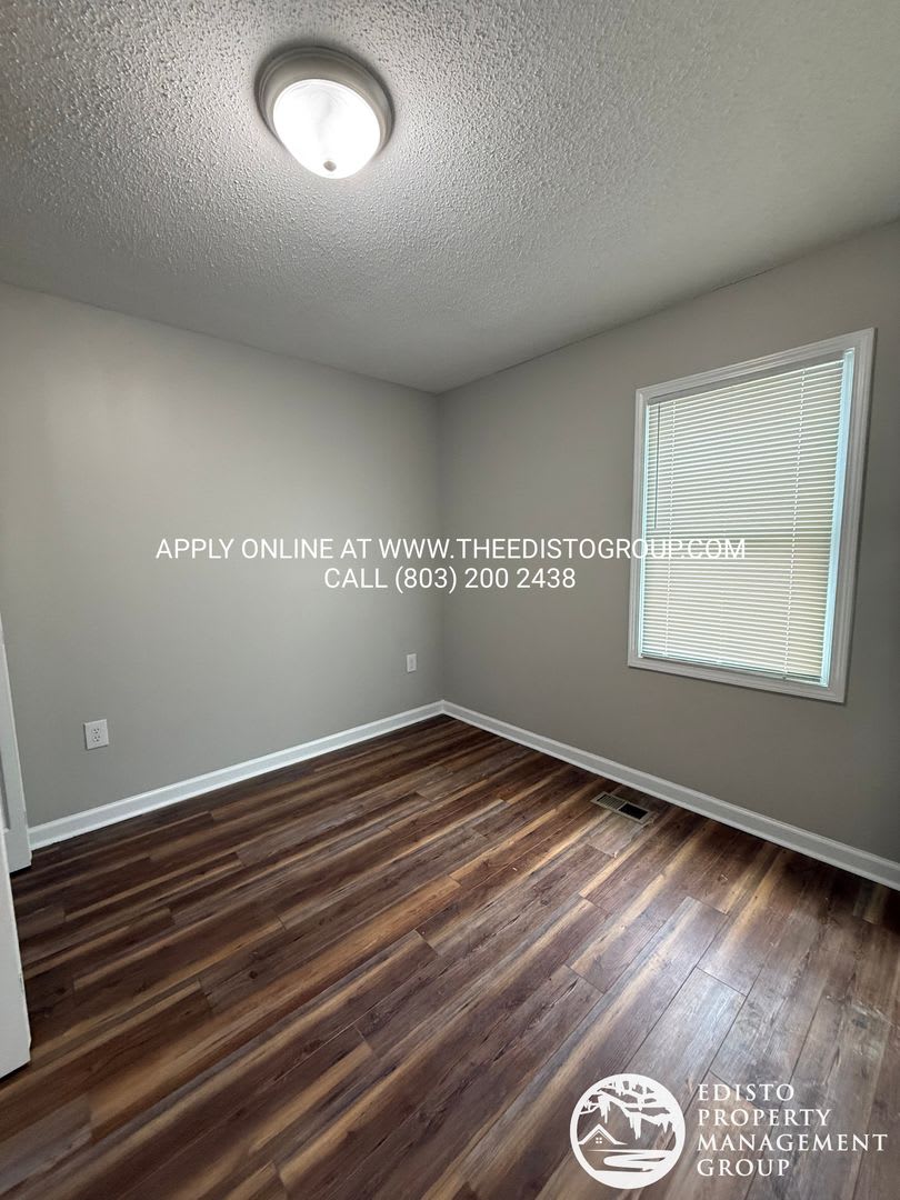 Newly Updated 4-Bedroom Home in the Heart of Orangeburg! – photo 4