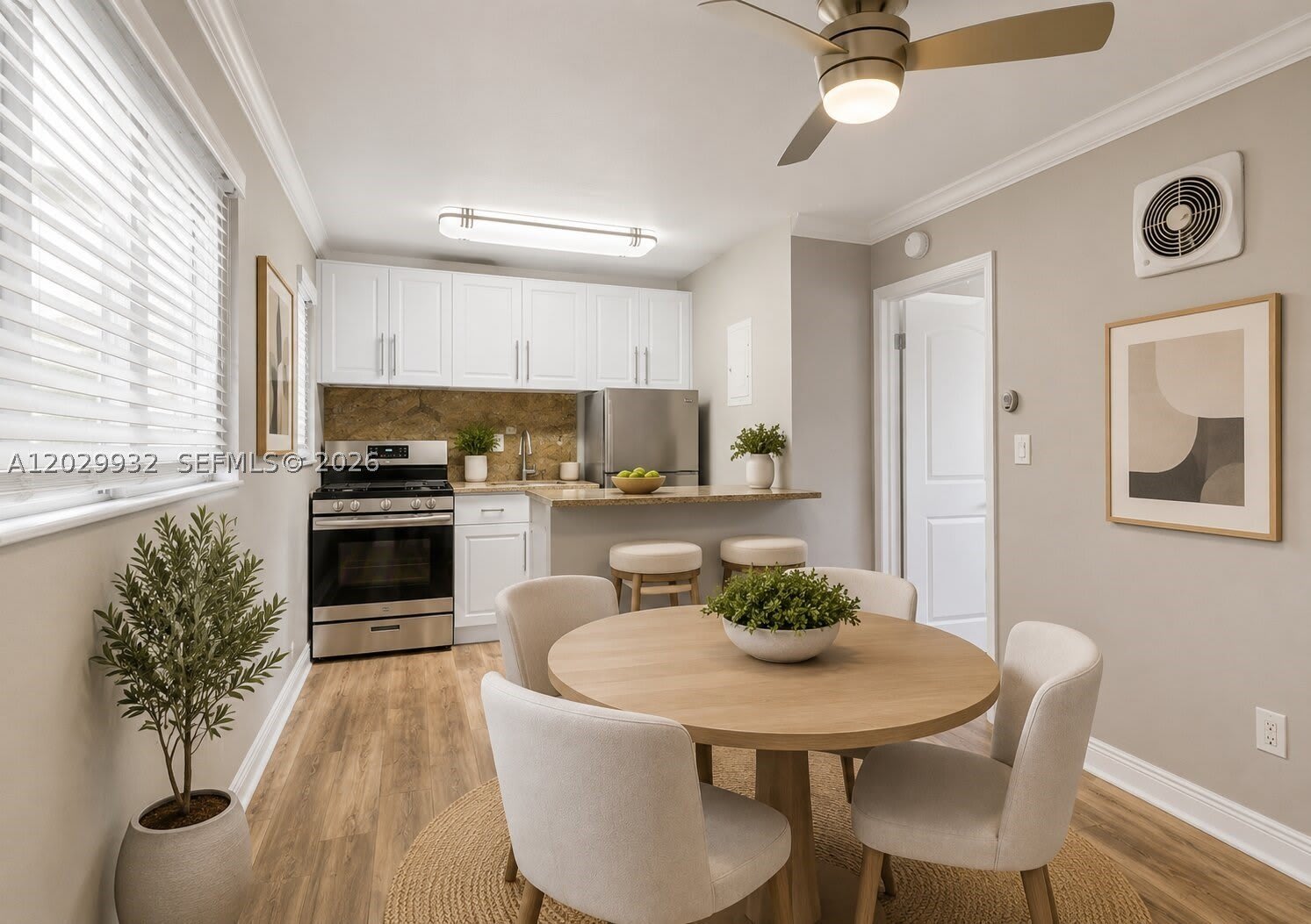 1014 Salzedo St – photo 5