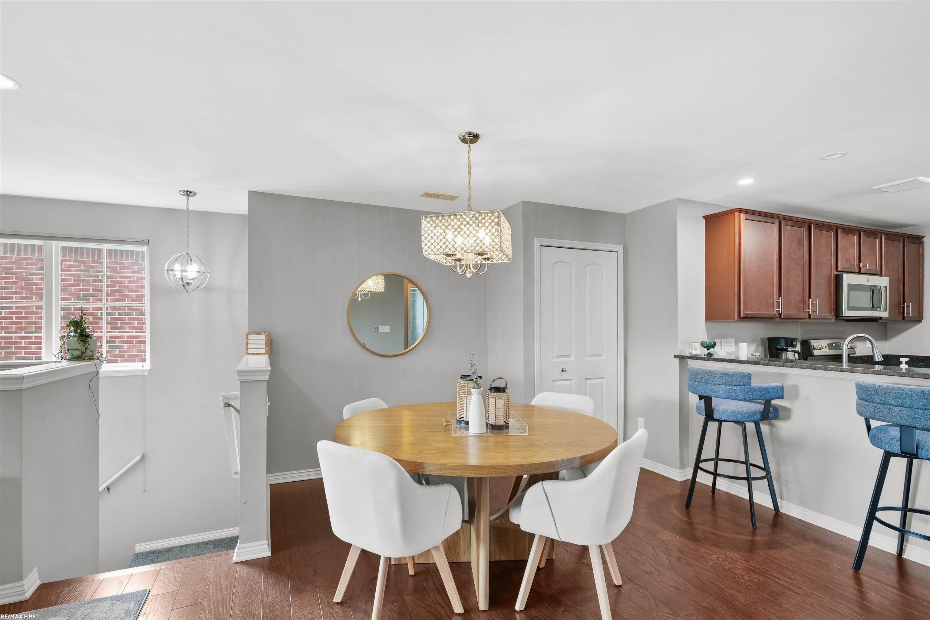 6986 Boulder Pointe Court – photo 5
